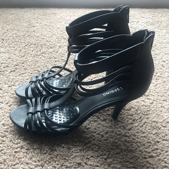 Call it Spring heels - Picture 2 of 3